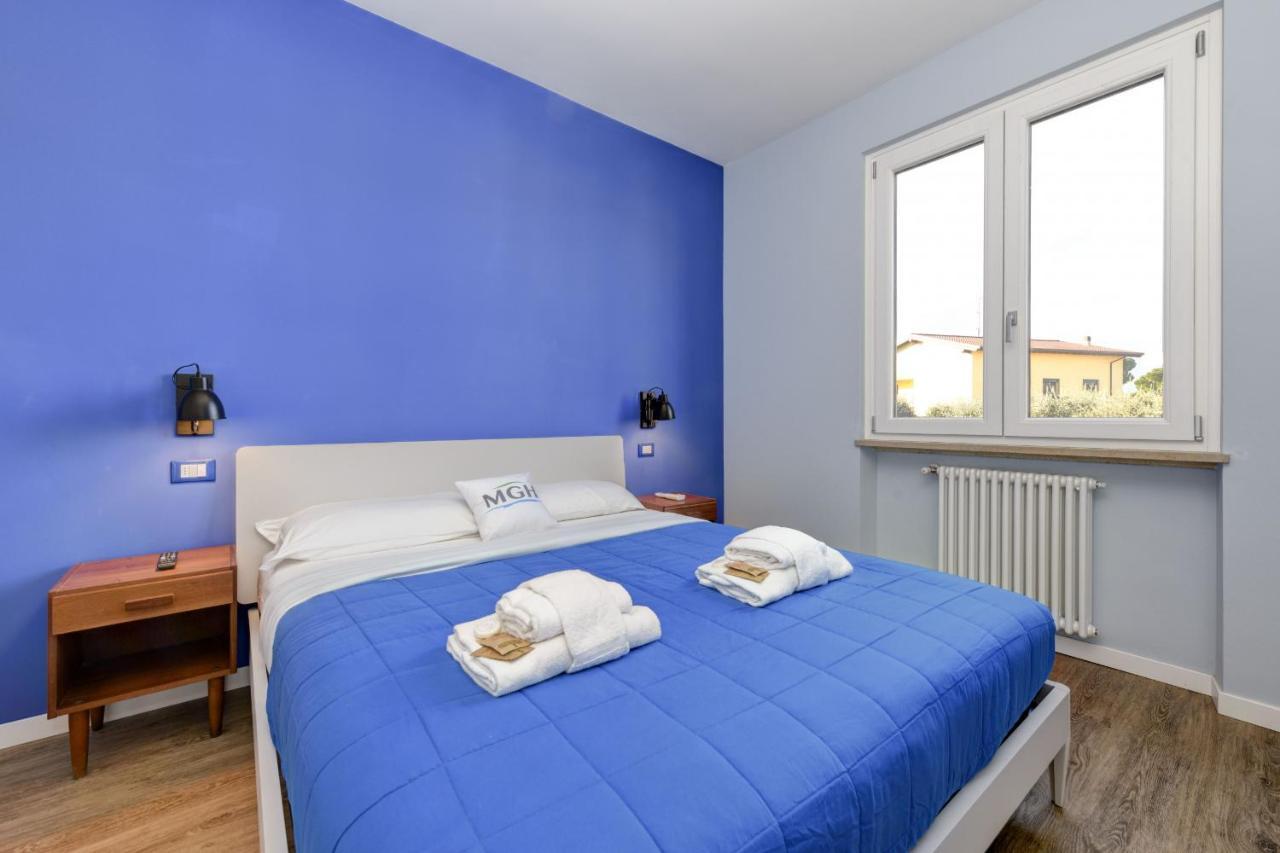 Blue Suite Apartment Sirmione Bagian luar foto